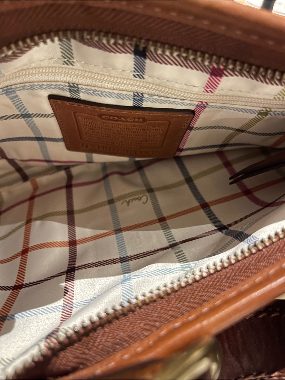 Vintage Y2K Coach Bleeker small Tan Leather Shoulder Hobo Bag with Brass Accents - Picture 6 of 12